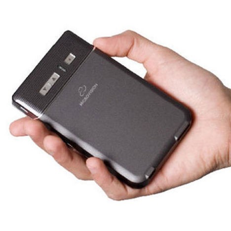 Mini projektörler ve projektörlü cep telefonları - Resim: 17