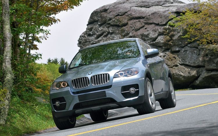 BMW'den 2010 model ActiveHybrid X6 SUV - Resim: 4