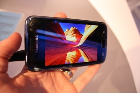 Dev ekranlı Android: Samsung I9000 Galaxy S - Resim: 8