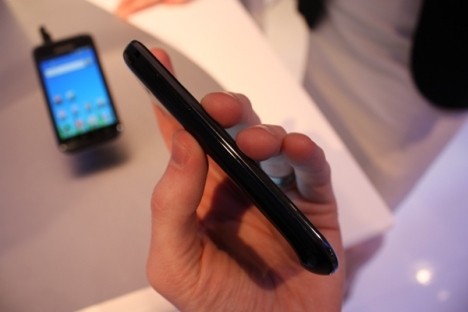 Dev ekranlı Android: Samsung I9000 Galaxy S - Resim: 9