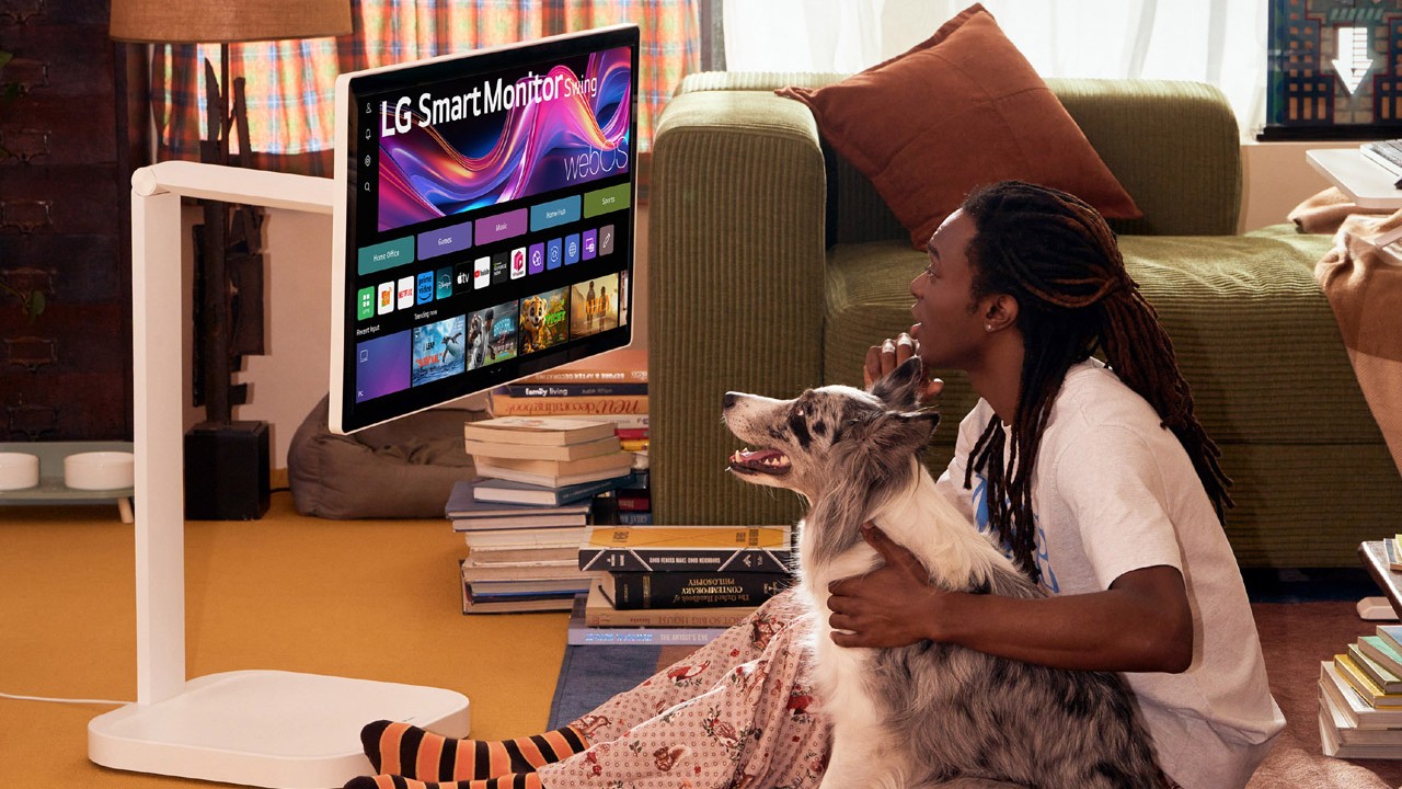 LG Swing: Esnek Standı ve Dokunmatik Ekranıyla Göz Dolduran Yeni 32 İnç 4K Smart Monitör!
