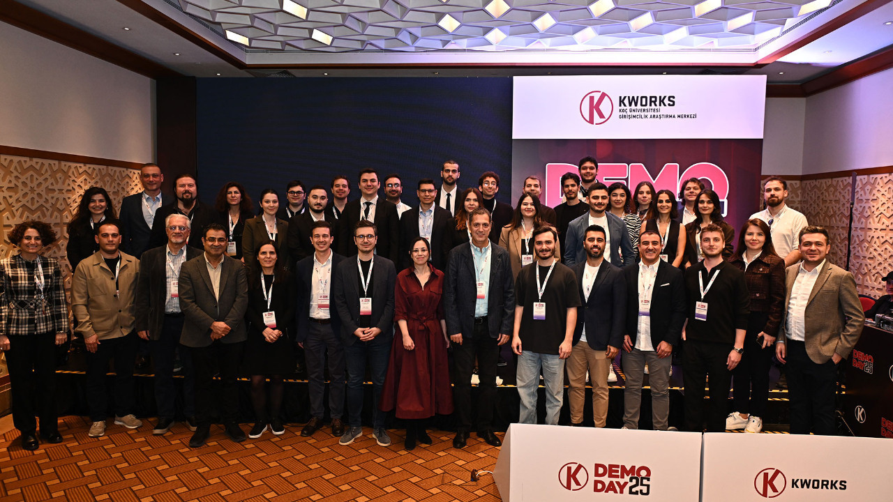 Yapay zeka ve biyoteknoloji rüzgarı: 17 girişim ve proje tanıtıldı