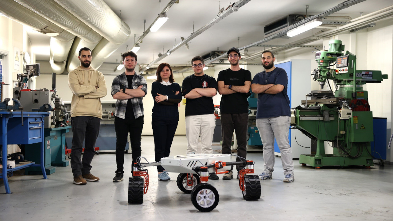 Türkiye'nin yeni uzay kaşifi ECO Rover sahneye çıktı