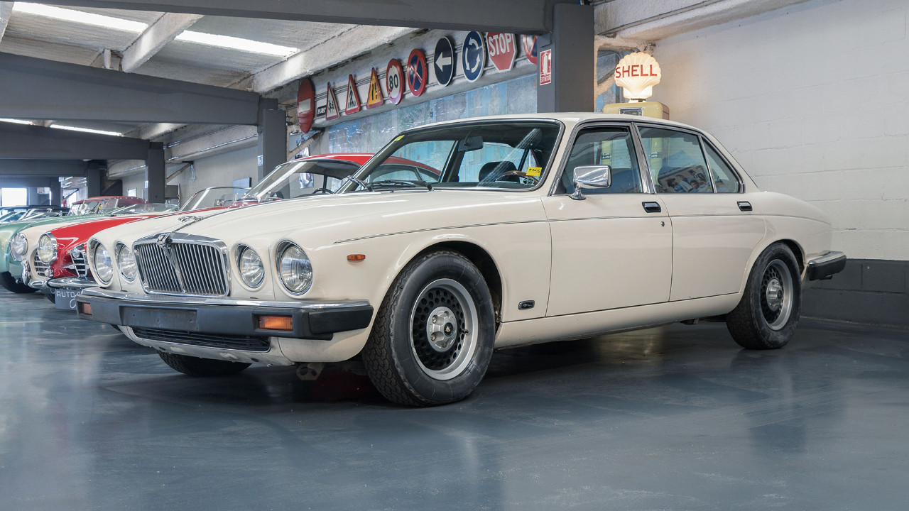 Seksonlu Yılların En Havalı Otomobilleri - Müzik Kliplerinde Boy Gösteren Araçlar