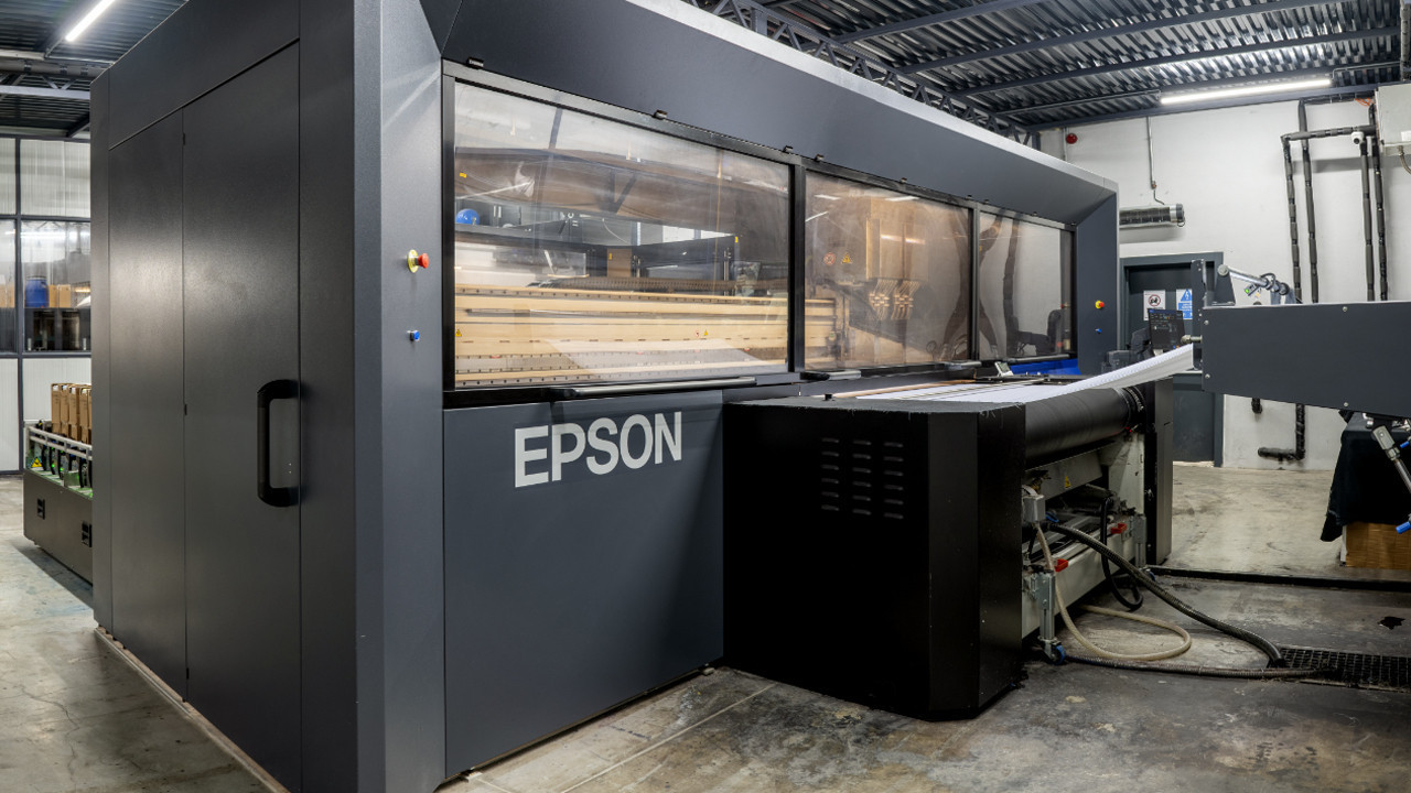Tekstil üretiminde dijital hamle: Ayyıldız Dokuma Epson Monna Lisa 64000’i devreye aldı