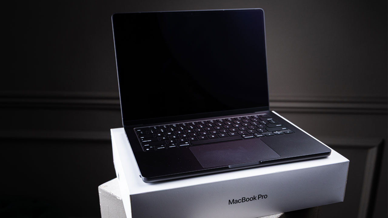 iOS 26.3 kodları ortaya çıkardı: Apple’dan M5 Max ve M5 Ultra sinyali