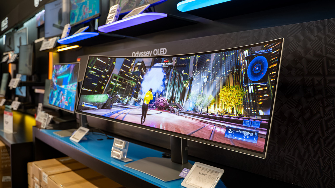 Kavisli televizyonlar neden raflardan kayboldu?