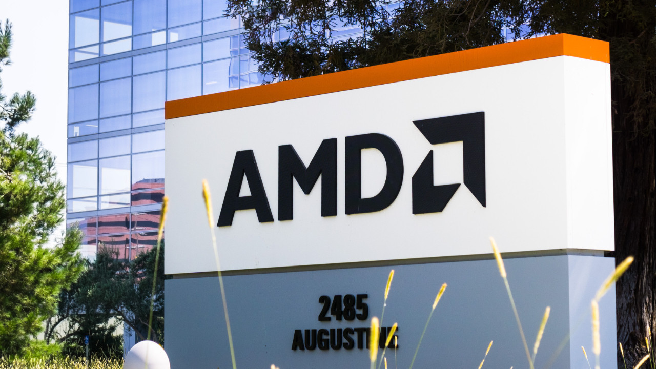 AMD'den 2 milyar sterlinlik yatırım kararı