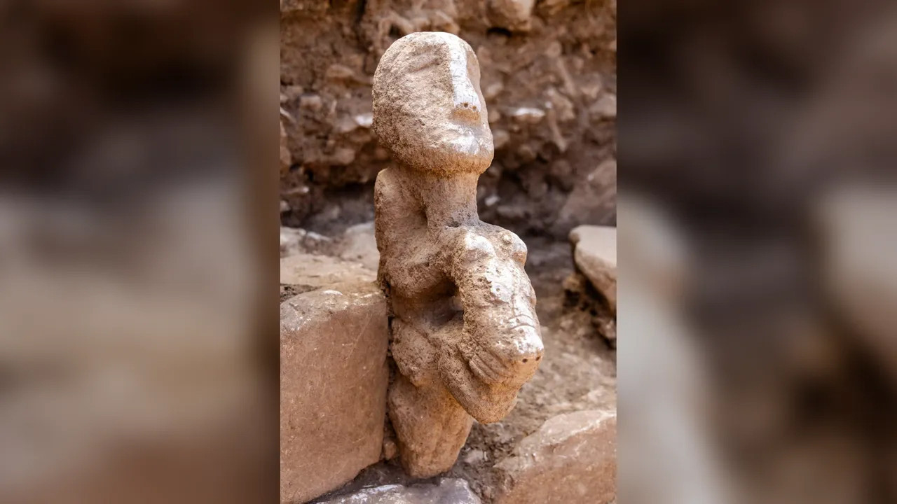 Karahan Tepe’de 11 bin yıllık gizem: Leoparın sırtındaki insan figürü