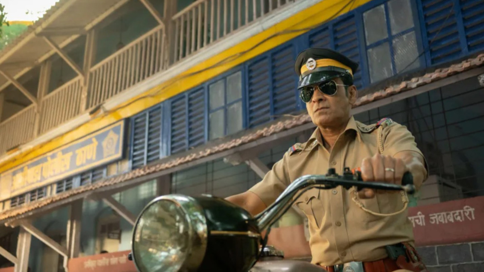 'Bikini katili'ni 2 kez yakalayan adam Netflix'e f…