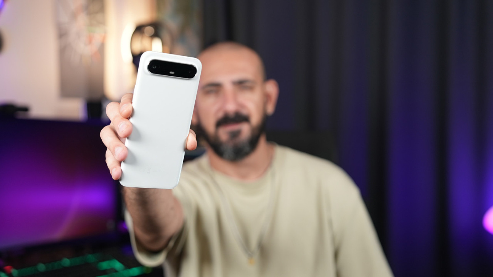 Dünyanın en ince, kavisli 5G telefonu testte! | TE…