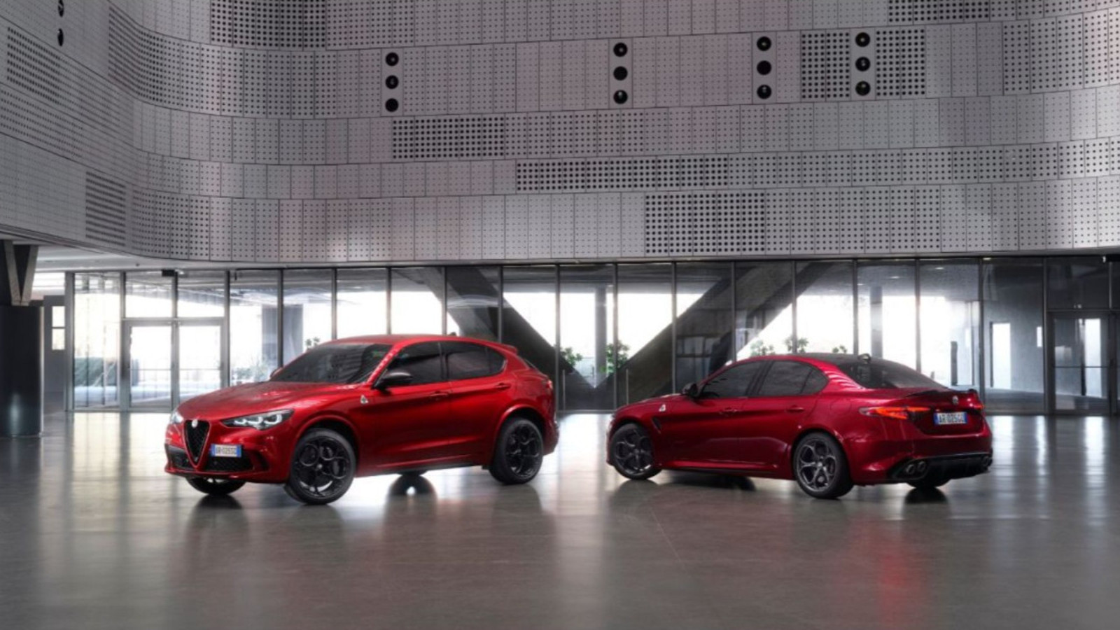 Alfa Romeo, Giulia ve Stelvio Quadrifoglio Collezione özel serisini tanıttı