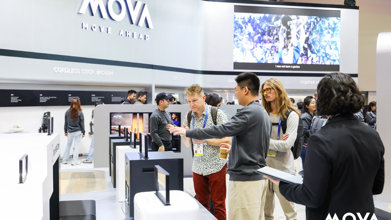 Şimdi de merdivenleri çıkan temizlik robotu tanıtıldı: MOVA’dan CES 2026’da dikkat çeken yenilikler