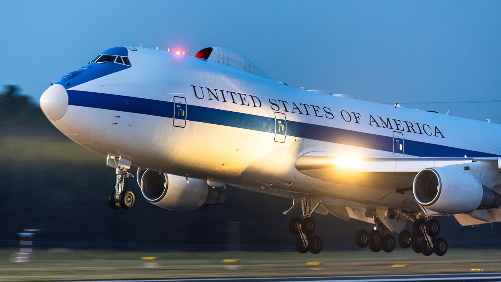 ABD’nin kıyamet uçakları: 45 yıllık devlerin içinde neler oluyor?