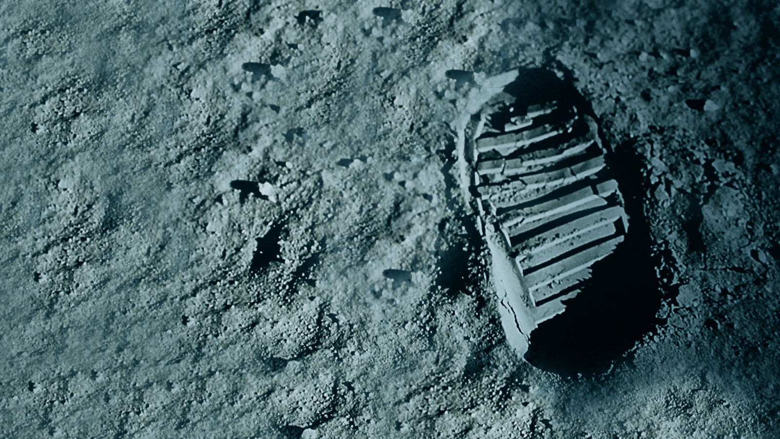 Bitmeyen tartışma: Aslında Ay’a hiç gidilmedi mi?