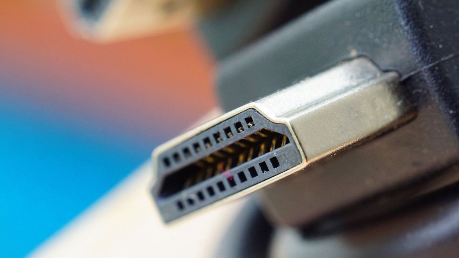 HDMI kablosu üzerinden virüs bulaşır mı, siber saldırı mümkün mü?
