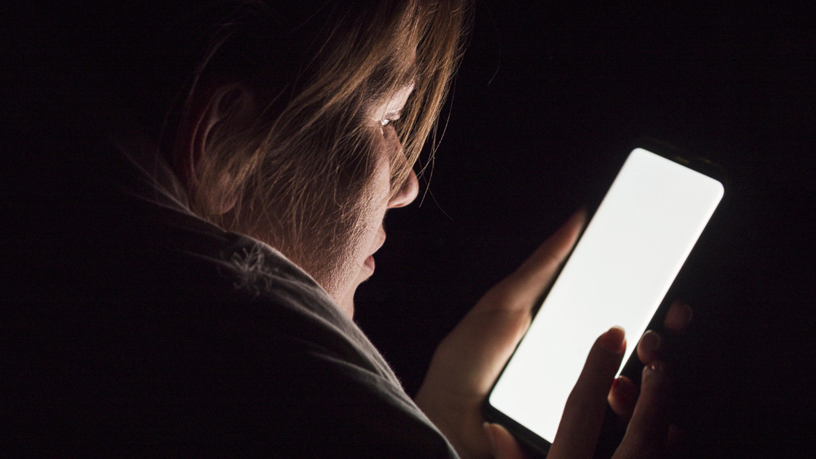 Sosyal medyada kimlik avı: Sahte sayfalar nasıl çalışıyor?