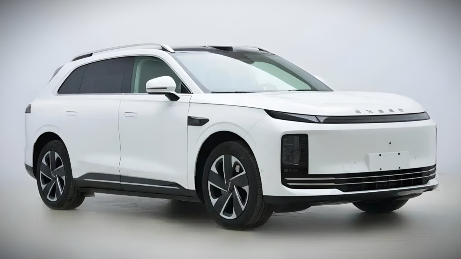 Exeed EX7: Chery’nin yeni elektrikli SUV’si detaylandı