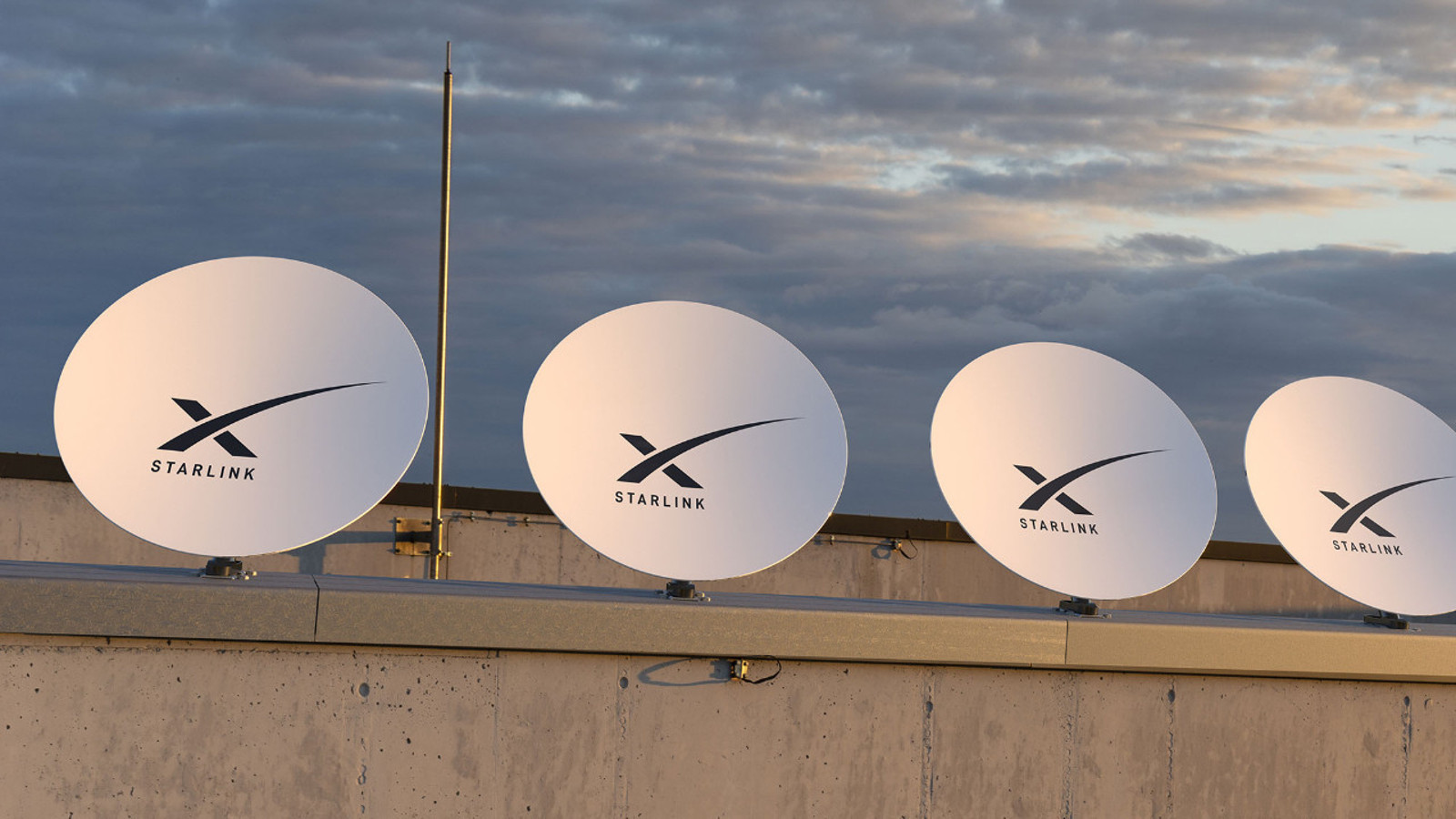 Elon Musk uzayı işgal ediyor: 10 bin barajı resmen aşıldı