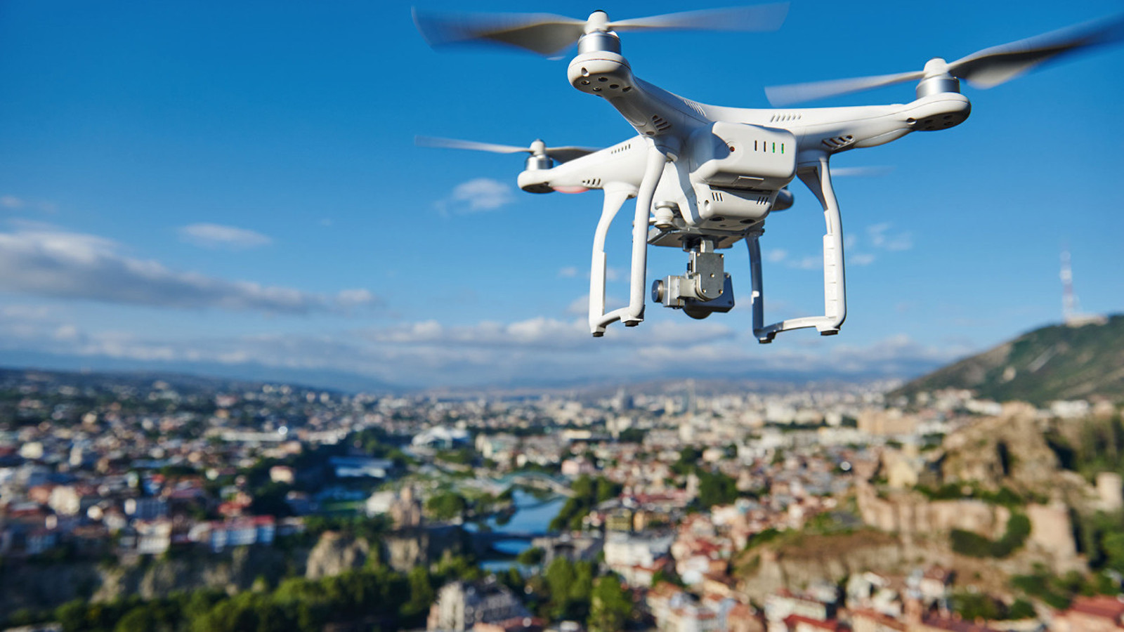 Tek bir kişiyle ordu yönetmek: Çin’in yeni insansız hava gücü Atlas