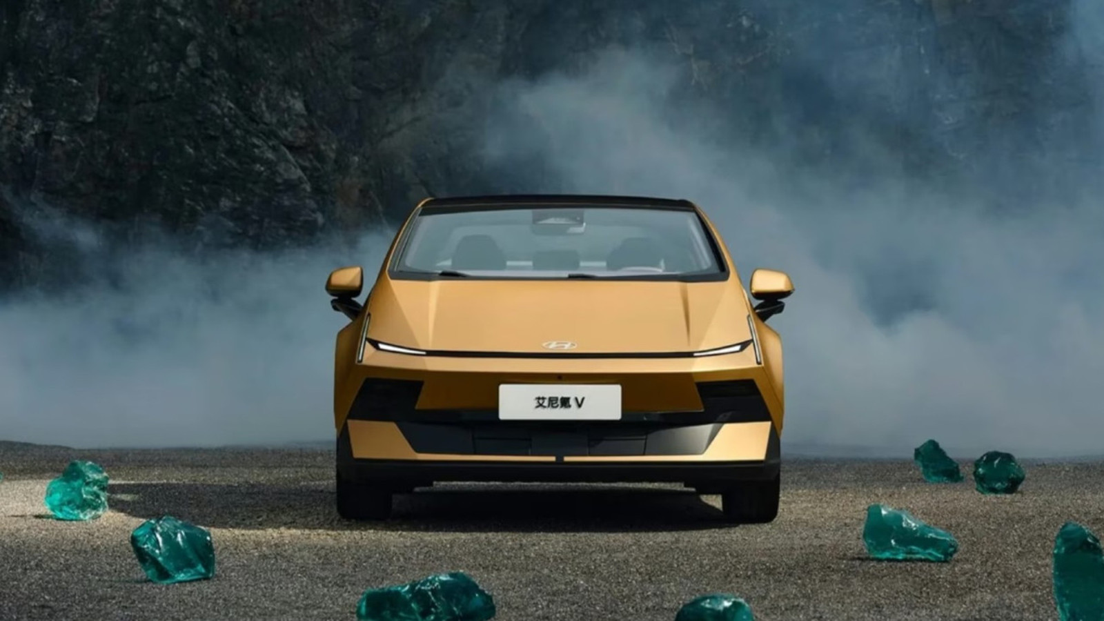 Hyundai'nin yeni elektriklisi satışa çıktı: Tasarımı Lamborghini Countach'ı hatırlatıyor