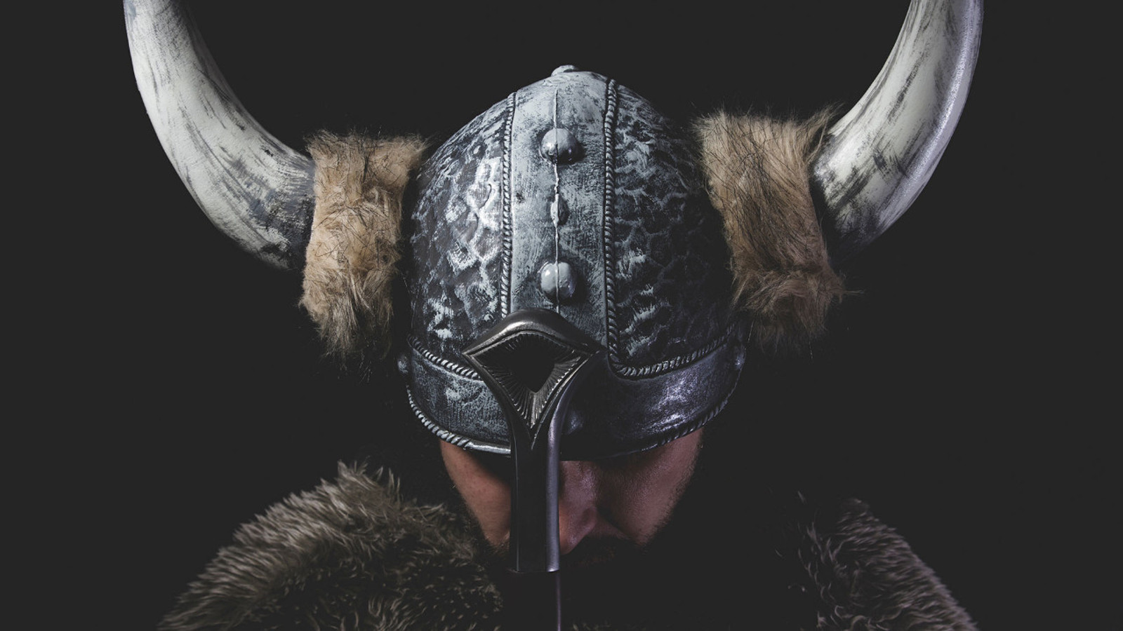 Vikingler’in ikonik miğferleri, aslında hiç olmadı mı?