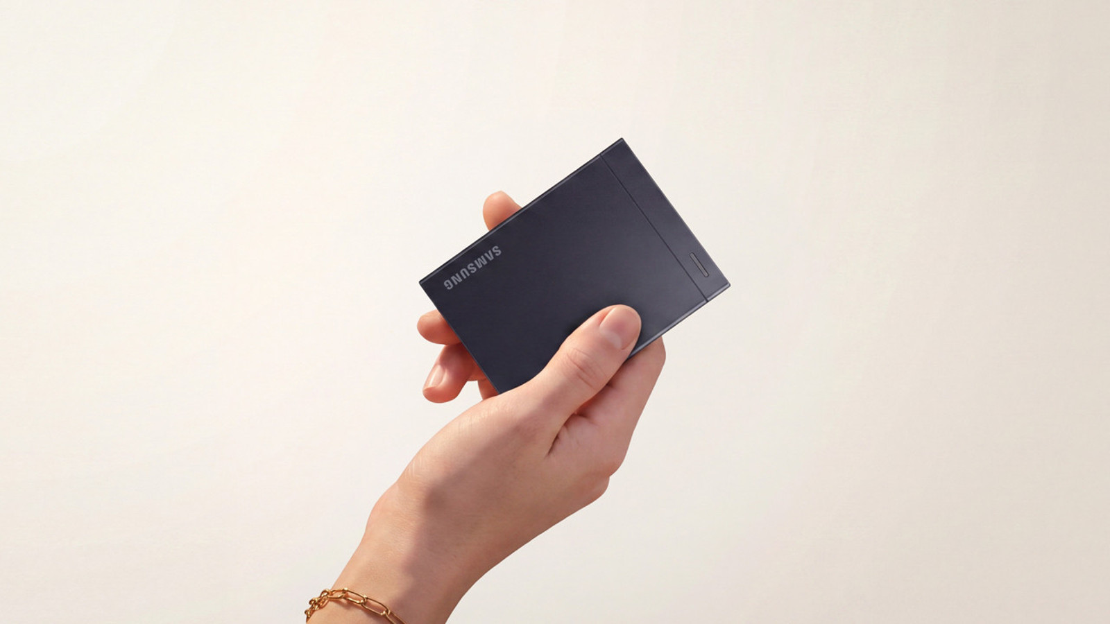 Samsung, Gamescom 2026’da USB4 destekli P9 ve P7 taşınabilir SSD’lerini tanıttı