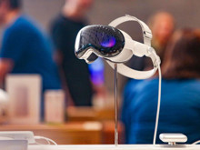 Apple Vision Pro güncelleniyor: M4 çip ve yeni kafa kayışı yolda