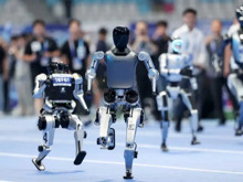 İlk robot olimpiyatları Çin'de düzenledi: İşte yarışların yıldızı...