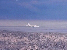 Dünyanın en gizli jeti, gizemli 51. Bölge üzerinde görüldü