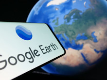 Google Haritalar'da keşfedilen "UFO" tartışmaları alevlendirdi