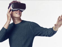 Samsung'dan üçüncü tanıtım etkinliği sürprizi: Üçe katlanan telefon mu geliyor?