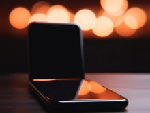 Katlanabilir iPhone'dan yeni ipuçları bu kez Samsung'dan geldi