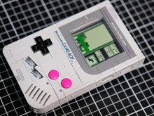 Nostalji ve teknoloji buluştu, 421 parçalık Lego seti çalışan bir Game Boy'a dönüştü