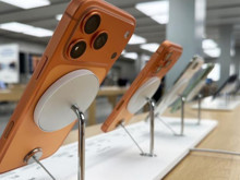 Apple mağazalarında iPhone 17 izlerini önlemek için standlar yenileniyor