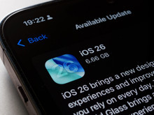 Yazım hatalarının sebebi siz değilsiniz: iOS 26 klavye hatası kanıtlandı