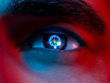 Gözlük ve çip birleşti, kaybolan görme yetisini geri getirdi