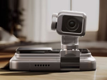 Cep devinin CEO’su tarih verdi: Robot kameralı Robot Phone yolda