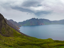 Bir göktaşının Dünya üzerinde oluşturduğu en büyük krater keşfedildi