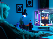 Philips Evnia 27M2N6501L sahneye çıktı: QD-OLED kalitesi ve 240 Hz hız bir arada