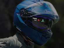 Shoei, motosiklet kasklarında devrim yaptı: Ekrana bakma dönemi bitiyor