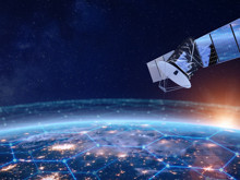 Çinli bilim insanları rekora imza attı: 36 bin km'den 1 Gbps veri lazerle nasıl indi?