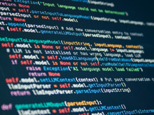 Yapay zeka kod yazarken hata rekoru kırdı: Yazılımcılar denetçiye dönüşüyor