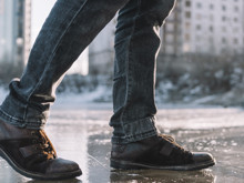 Bilim dünyası iki asırlık yanlışı düzeltti: Buz neden kaygandır?