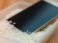 Islanan telefonu pirince yatırmak gerçekten işe yarıyor mu?