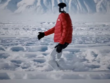 Çinli insansı robot G1 -47 derecede 130 bin adım atarak rekor kırdı