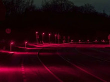 Korku filmi sahnesi değil: Odense şehri yollarını kırmızıya “boyadı”