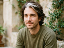 Saçların bir kısmının aniden beyazlamasının ardındaki gerçek: Poliozis