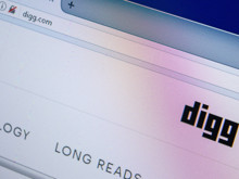 Dev rakipler ve yapay zeka botları, internet efsanesini kötü vurdu