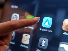 Youtube Android Auto ekranına geldi ama video izlemek hala hayal